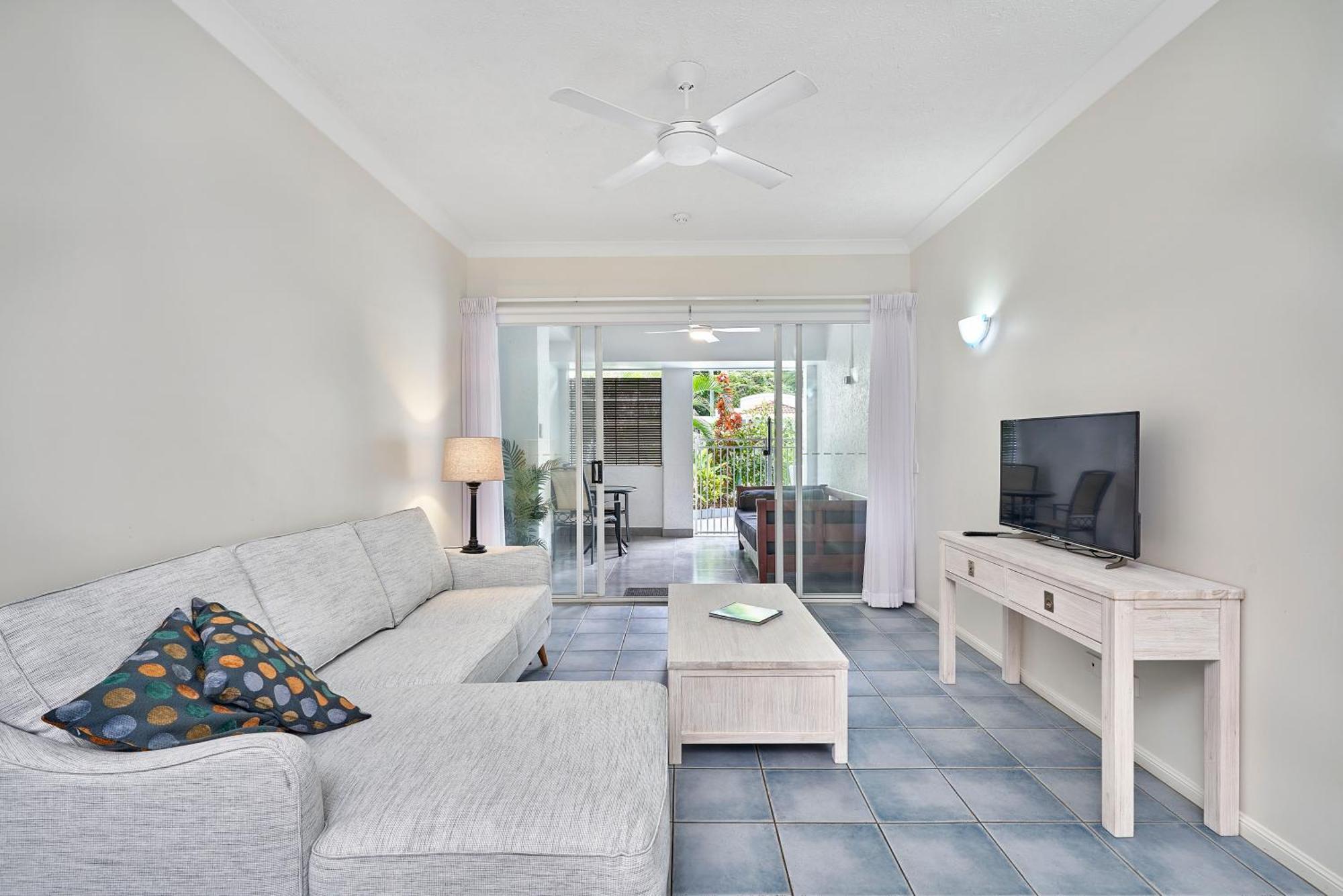 Alassio Apartments With Direct Pool Access Palm Cove Cameră foto